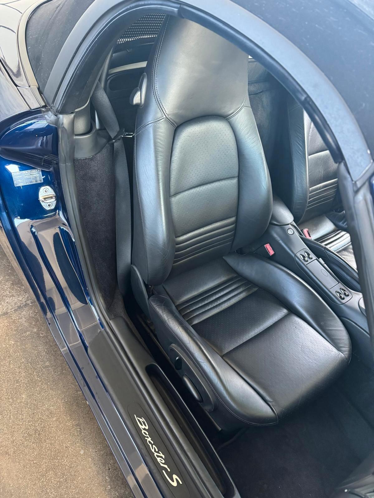 Porsche Boxster 3.2i 24V cat S