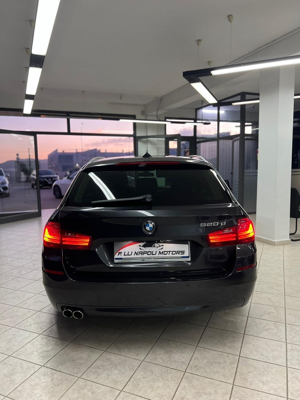 Bmw 520 520d xDrive Touring Luxury
