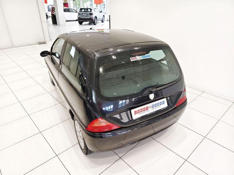 Lancia Y Y 1.2