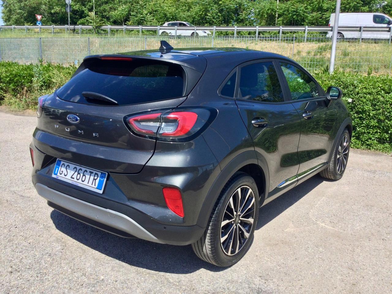 Ford Puma 1.0 EcoBoost Hybrid 125 CV Titanium