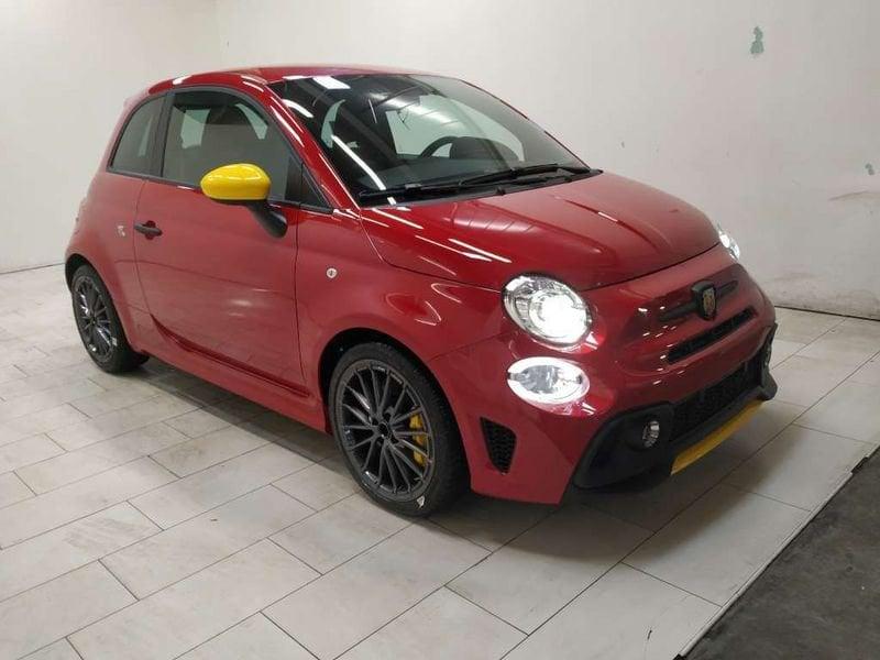 Abarth 695 1.4 t-jet 180cv