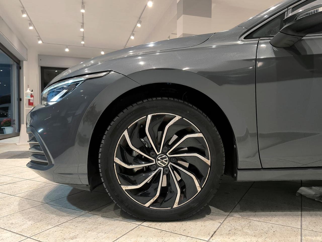 Volkswagen Golf 1.0 TSI EVO Life