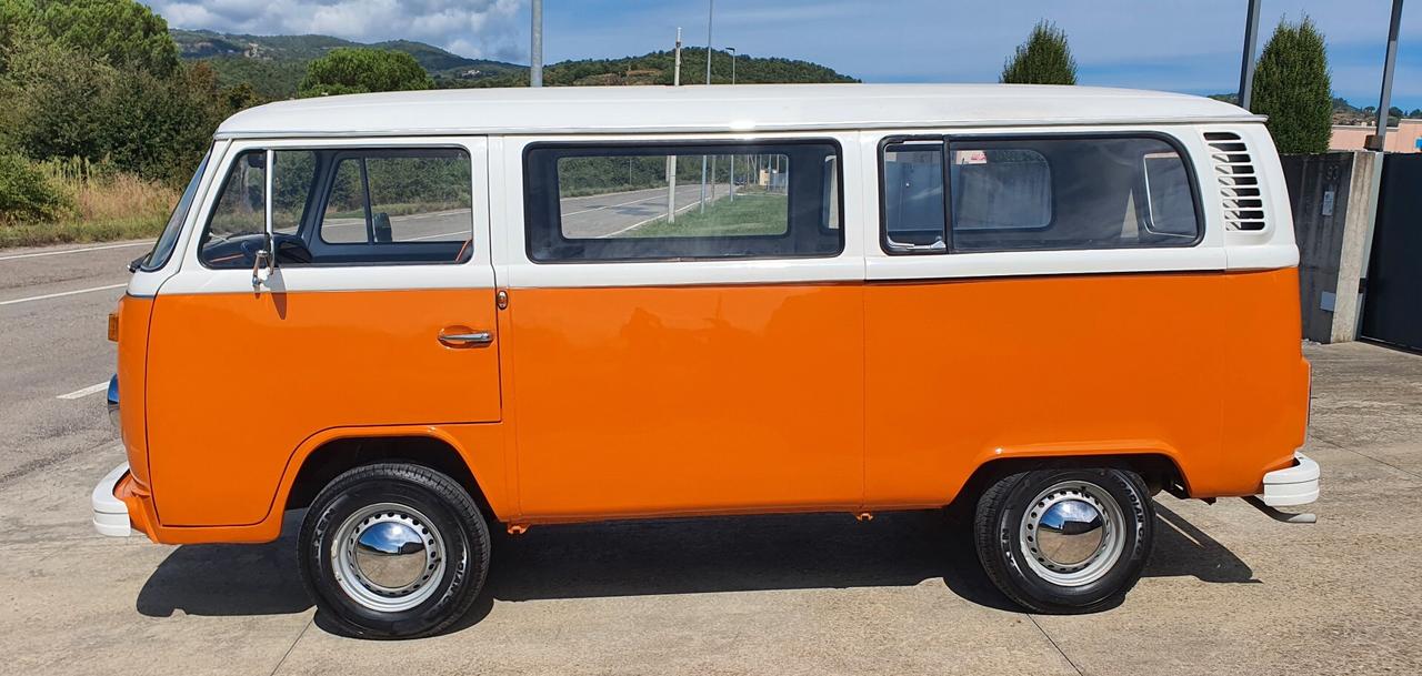 Volkswagen T2 (9 Posti)