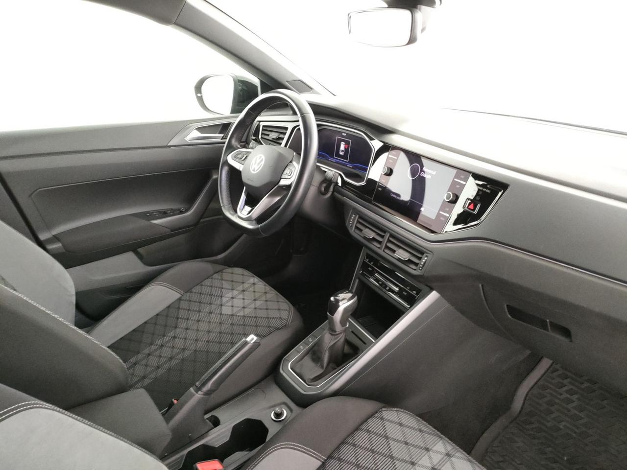 Volkswagen Taigo 1.0 tsi r-line 110cv dsg