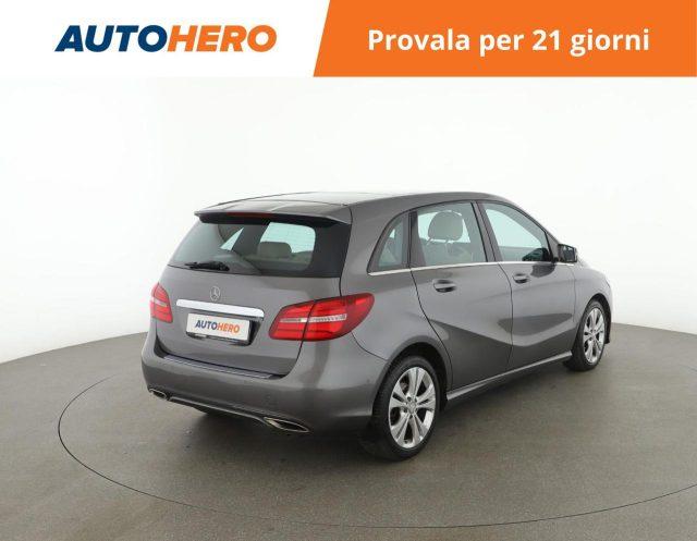 MERCEDES-BENZ B 200 Sport