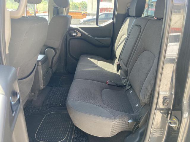 NISSAN Navara 2.5 dCi 4 porte Double Cab LE