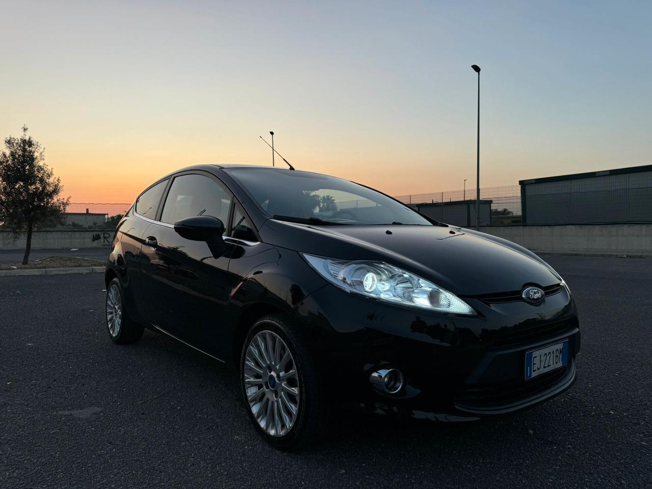 Ford Fiesta 1.6 TDCi 95CV 3 porte Titanium