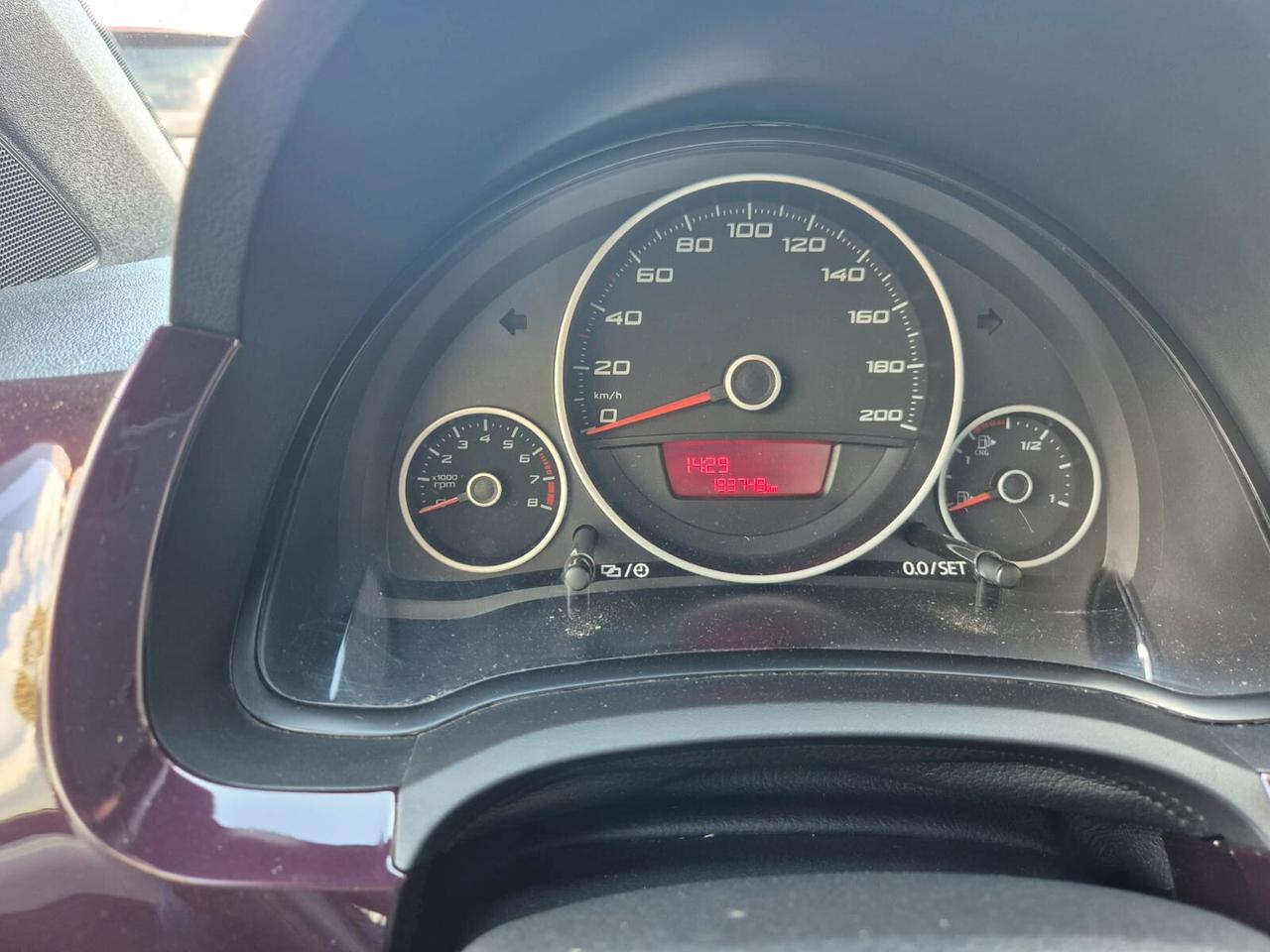 Seat Mii 1.0 68 CV 5 porte Metropolitan Ecofuel