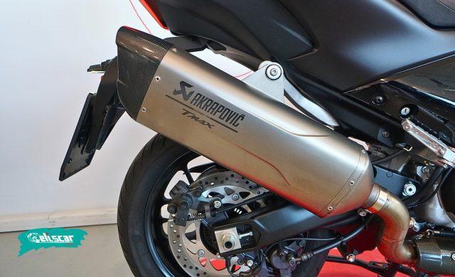 YAMAHA T-Max 560 TECH MAX Scarico Akrapovic