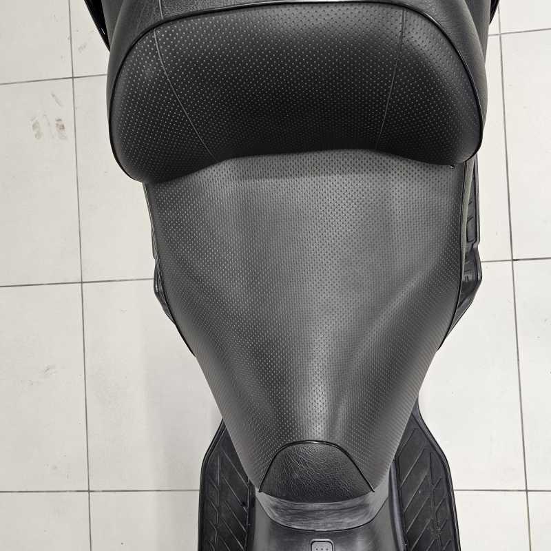 Suzuki Burgman AN 400 Type S - 2005