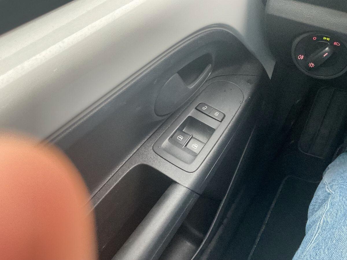 Volkswagen up! 1.0 5p. move