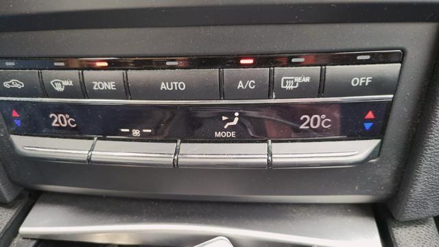 MERCEDES-BENZ E 250 CDI Coupé BlueEFFICIENCY Avantgarde