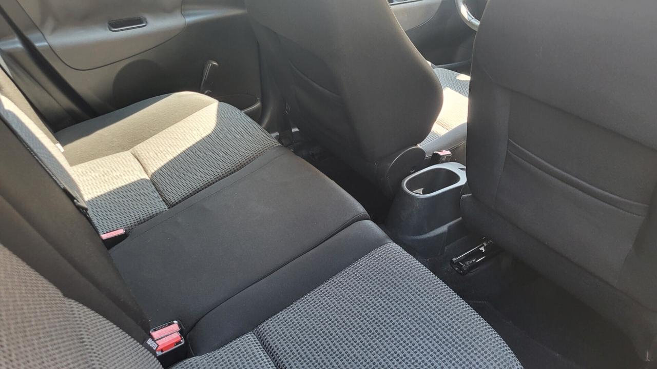 Peugeot 207 1.4 VTi 95CV 5p. XS