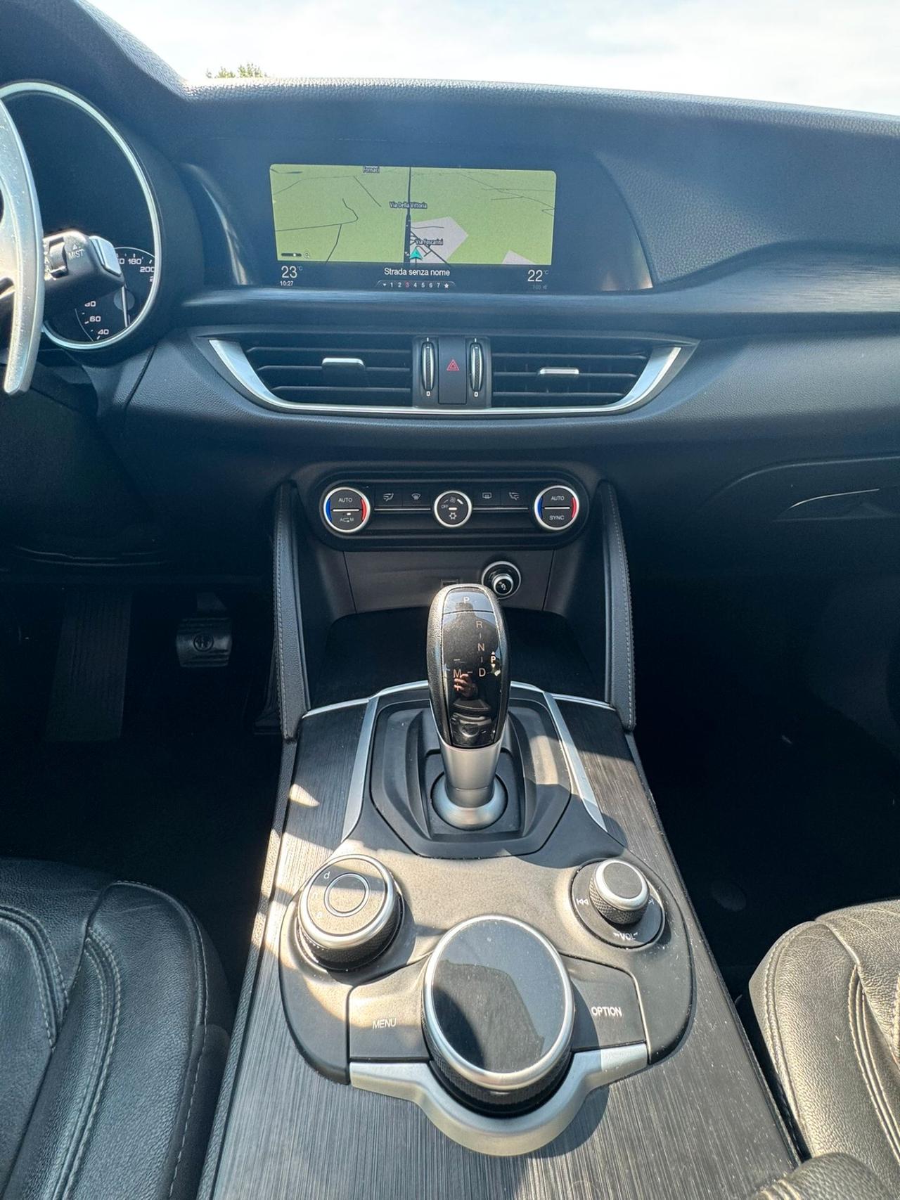 Alfa Romeo Stelvio 2.2 Turbodiesel 210 CV AT8 Q4 Super