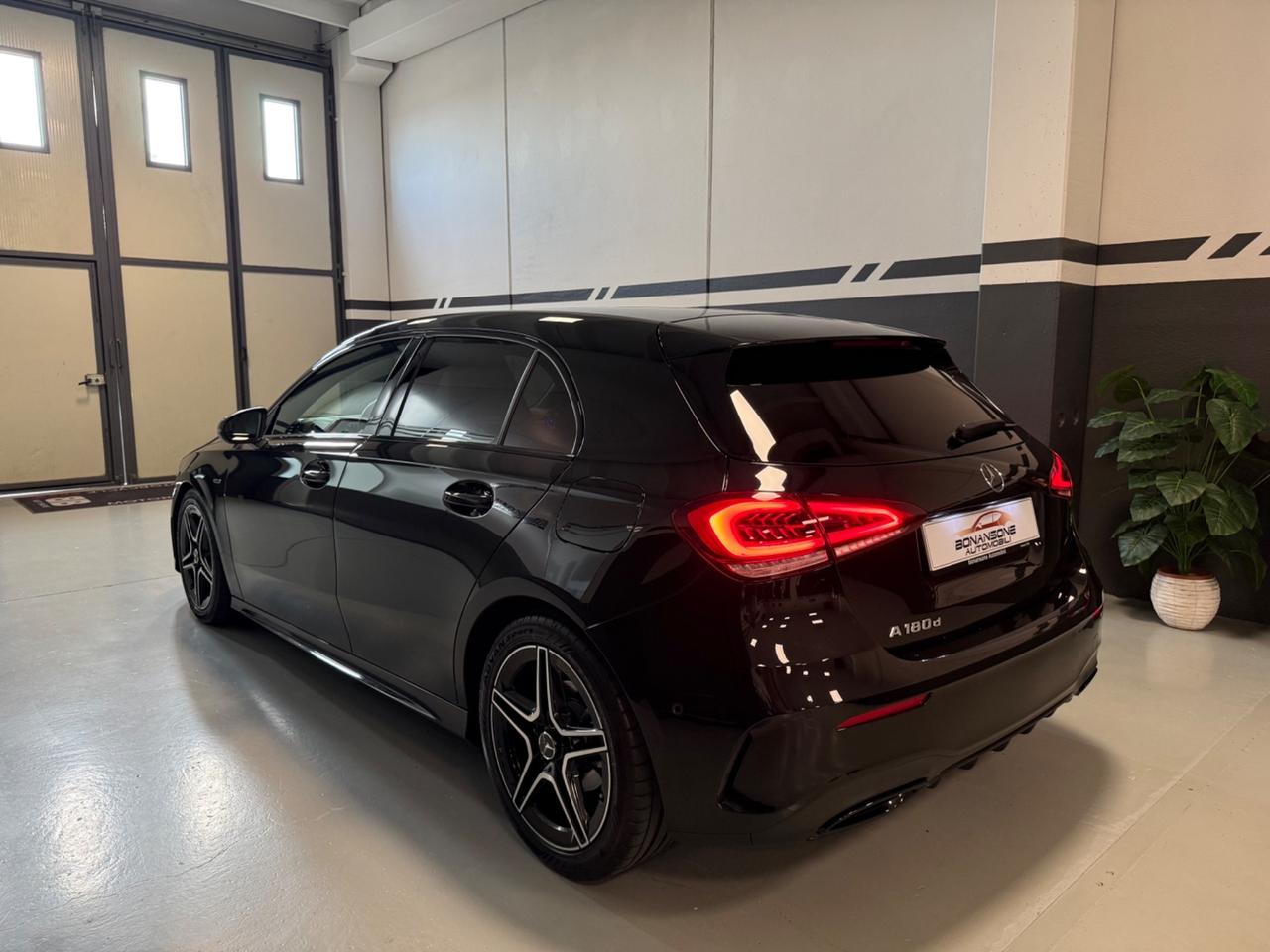 Mercedes-benz A 180 d Premium Edition One AMG Night Edition