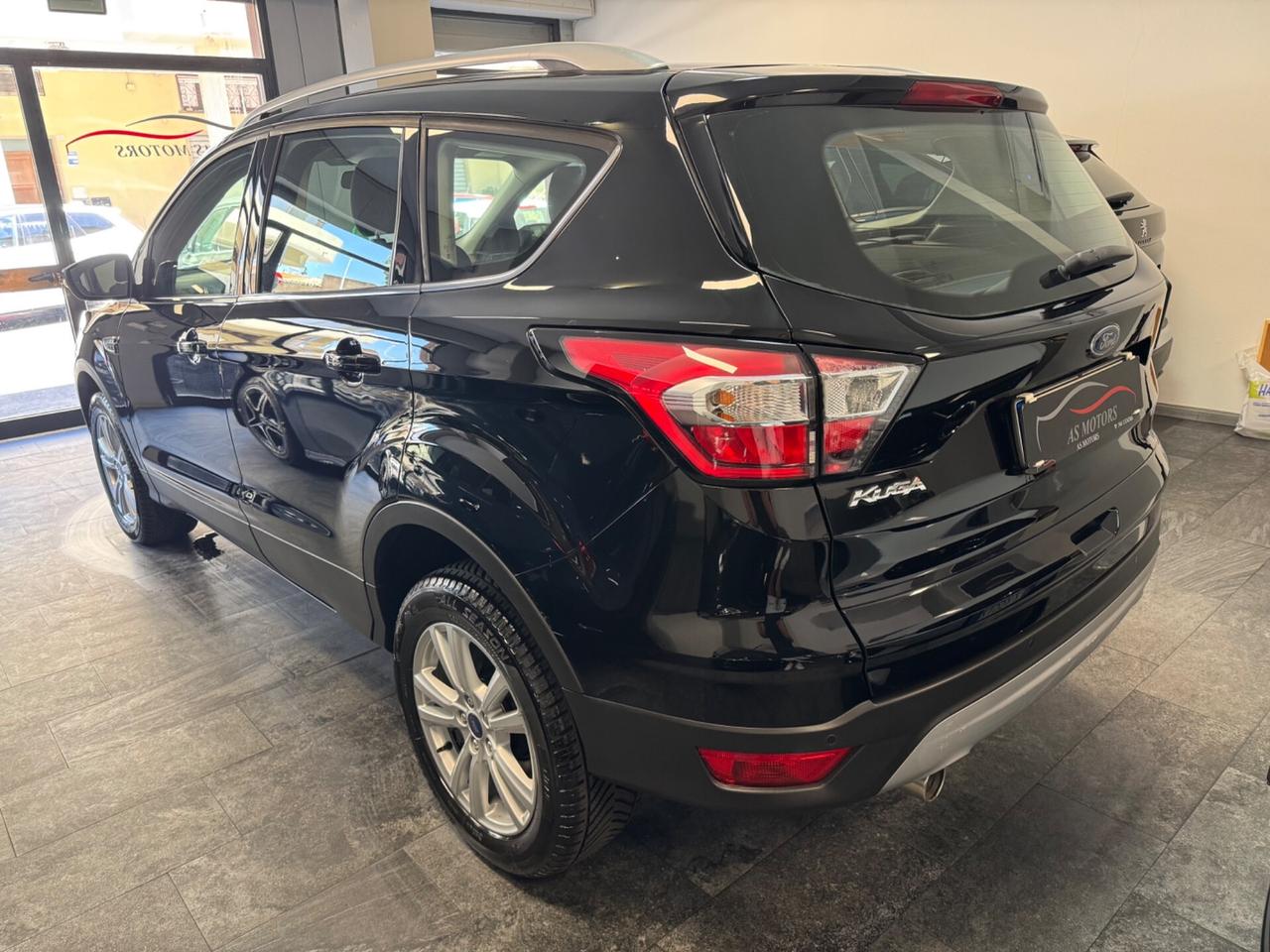 Ford Kuga 1.5 TDCI 120 CV Titanium Finanziabile