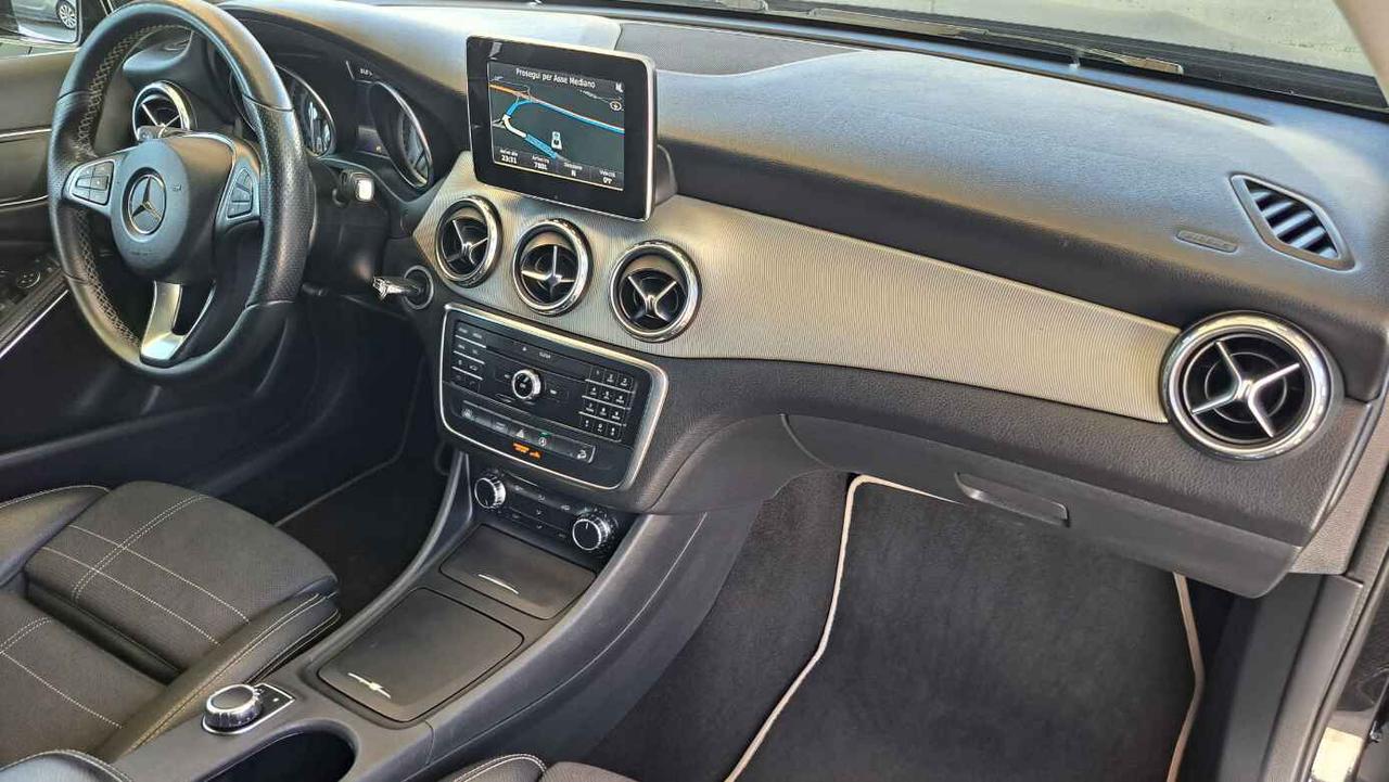 Mercedes-benz GLA 200 d Automatic 4Matic Premium