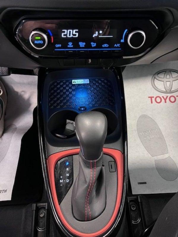 Toyota Aygo X 1.0B (72 CV) Lounge S-CVT