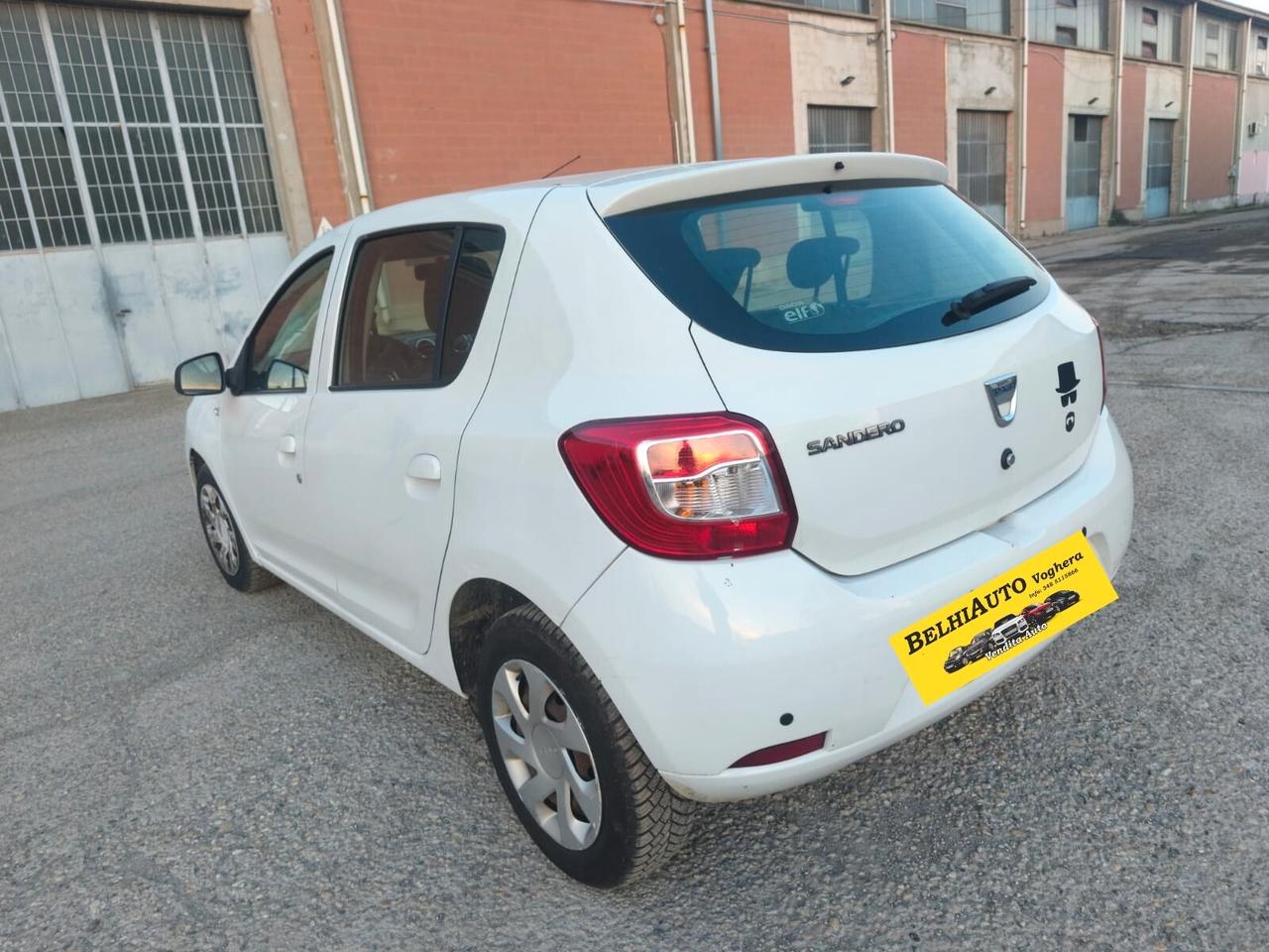 Dacia Sandero 2015---1.1 Benzina GPL Neopatentati