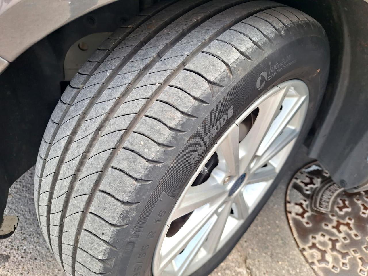 Ford B-Max 1.5 TDCi 75 CV Business Titanium