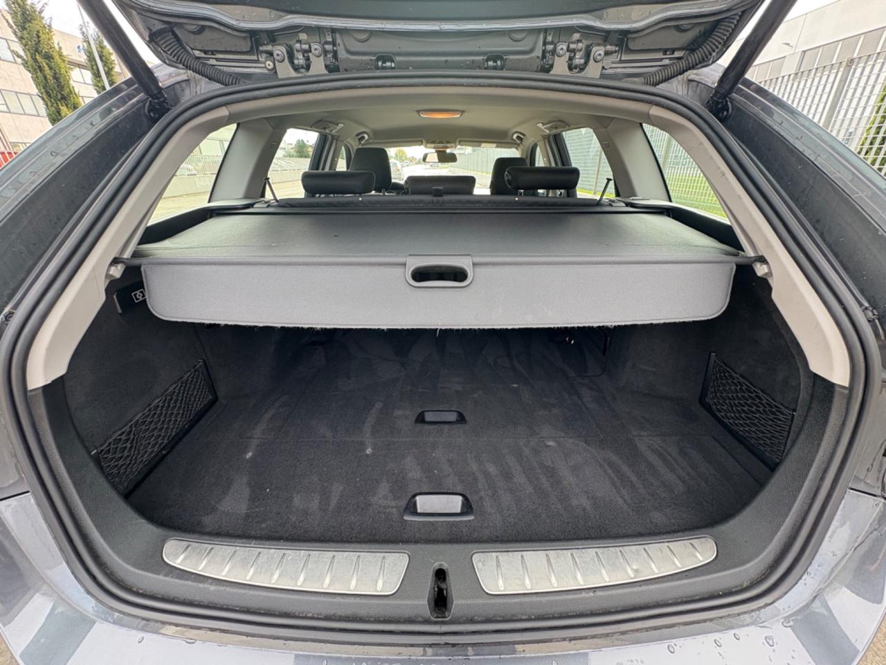 Bmw 318d Touring Luxury 2019 Euro 6