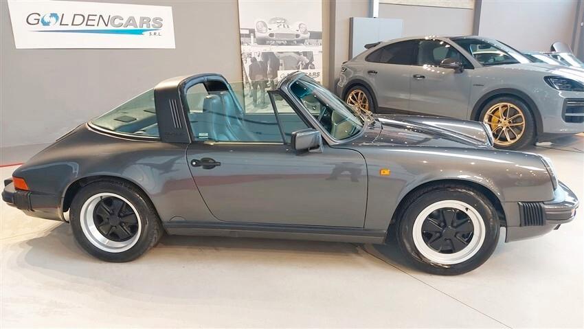 Porsche 911 Carrera 3.2 Targa G50