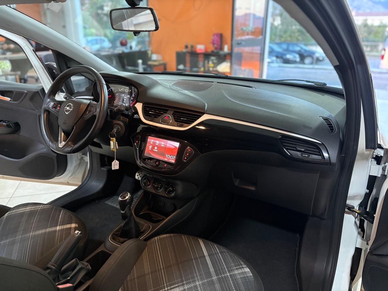 Opel Corsa 1.4 90CV GPL Tech Coupé b-Color