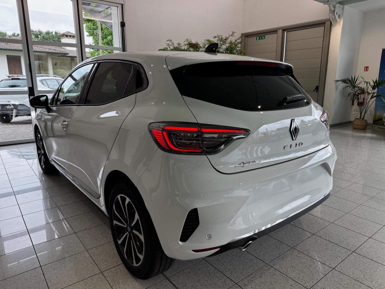 RENAULT Clio V 2023 TCe 100 CV GPL Techno