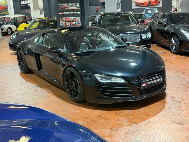 AUDI R8 4.2 V8 FSI Quattro-Tagliandi Audi-Book Service