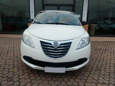 Lancia Ypsilon 1.3 MJT 16V 95 CV 5 porte OK NEOPATENTATI