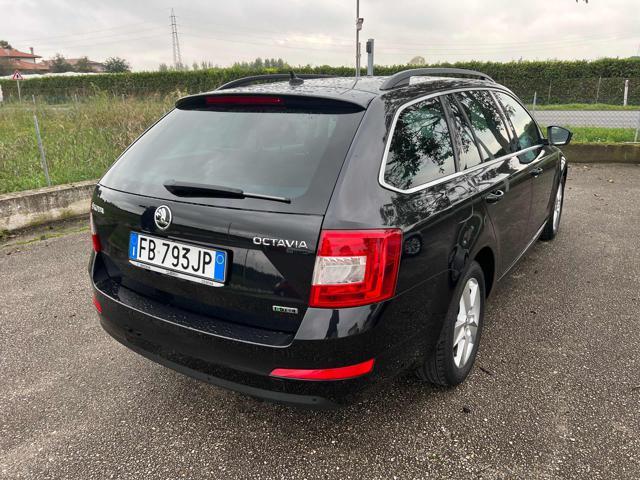 SKODA Octavia 1.4 TSI Wagon Executive G-Tec