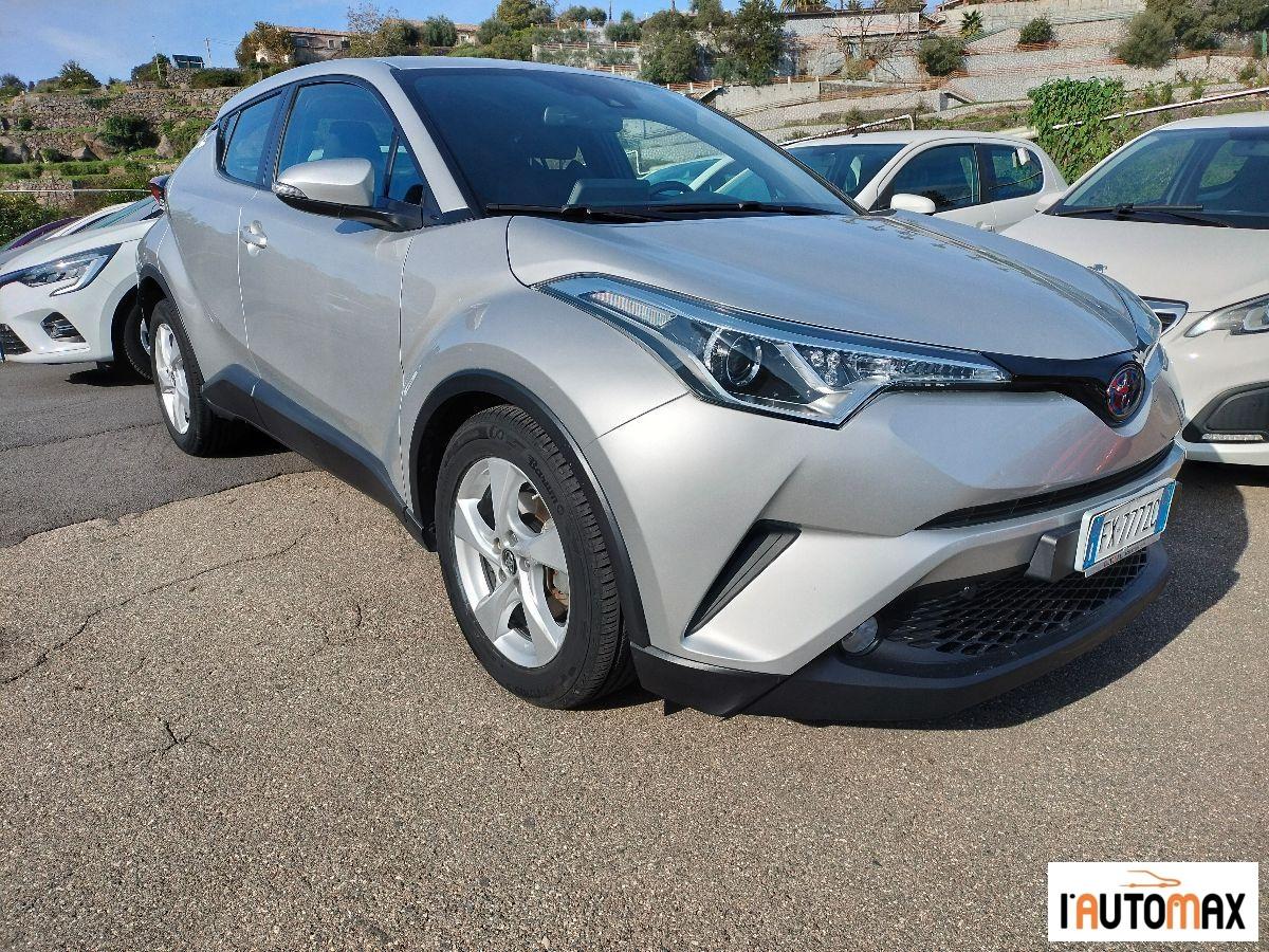 TOYOTA - C-HR 1.8h Business 2wd e-cvt