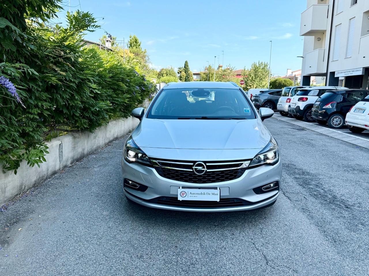 Opel Astra Sports Tourer 1.6 cdti Innovation 136cv auto IVA ESPOSTA
