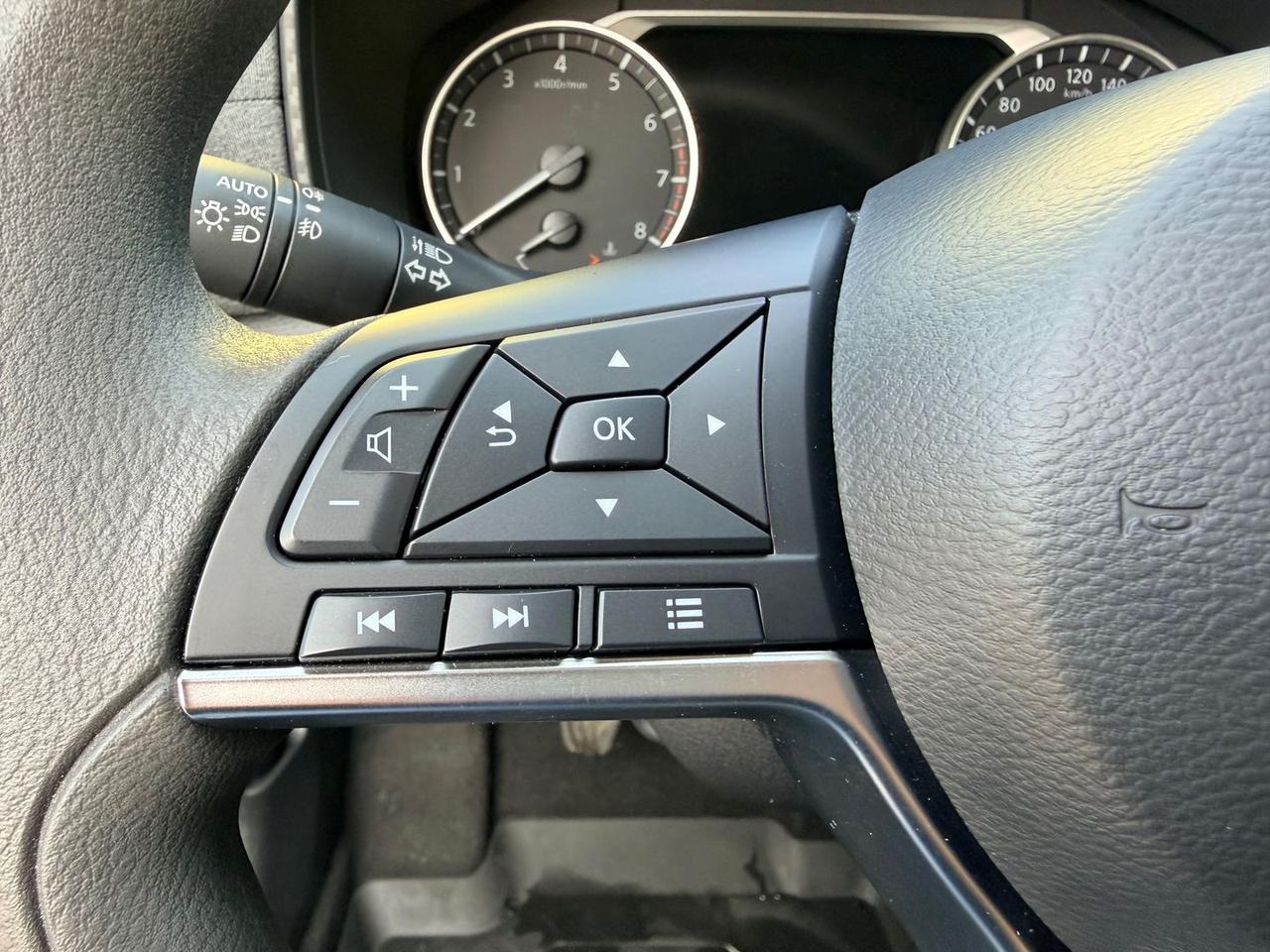 Nissan Juke Acenta 1.0 DIG-T 114 #9785