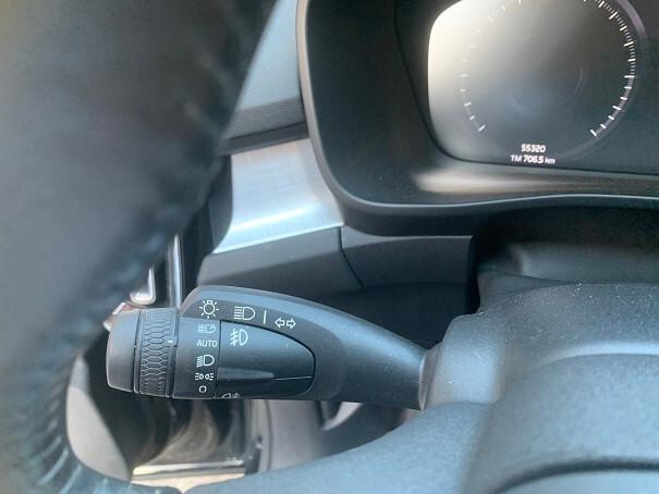 Volvo XC40 T2 Geartronic Momentum Pro