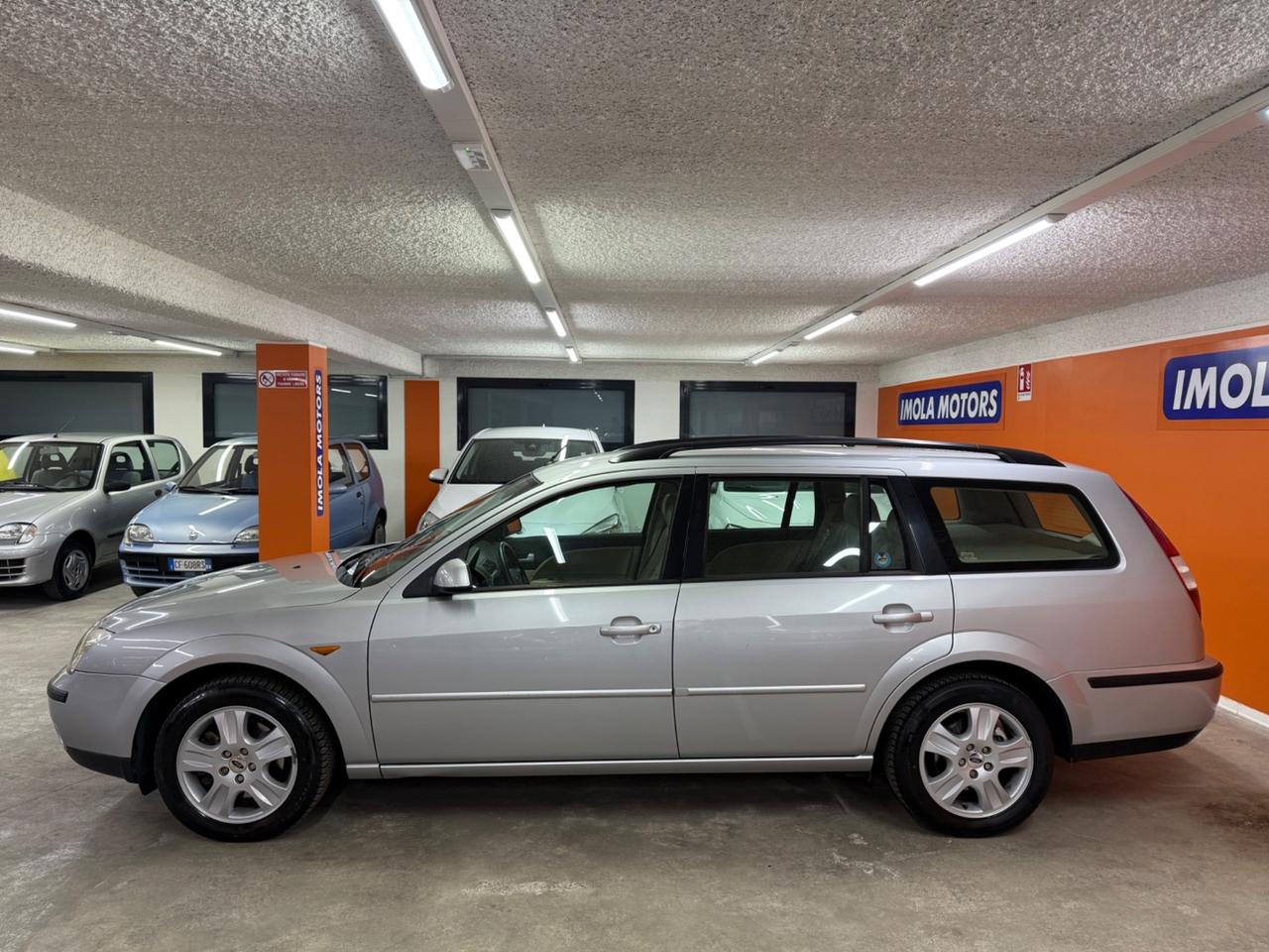 Ford Mondeo 2.0 TDDi cat SW Ghia - 116CV