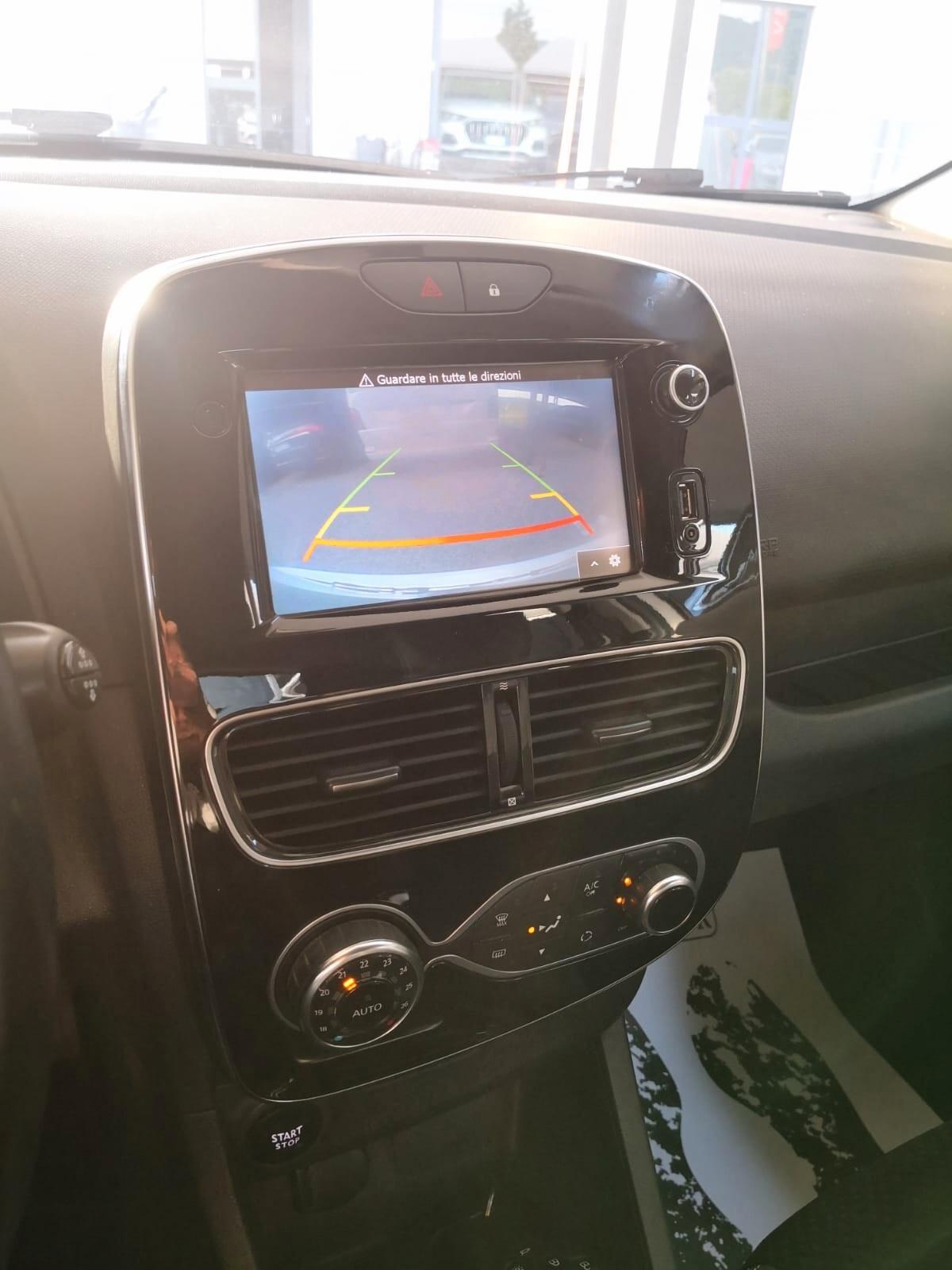Renault Clio dCi 8V 90CV EDC Start&Stop 5 porte Energy Intens