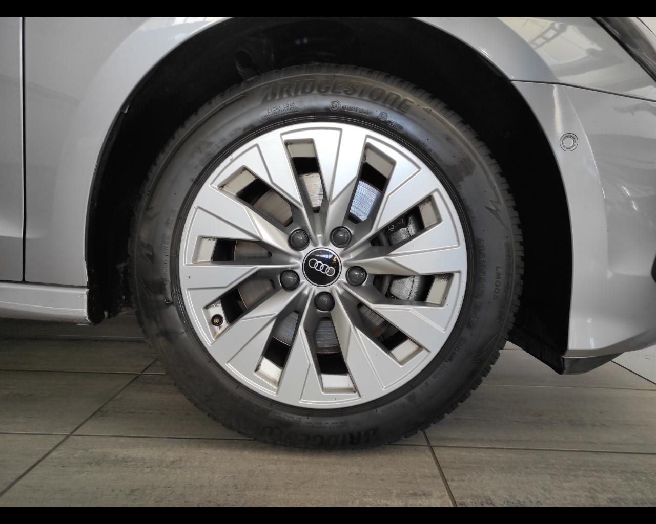 AUDI A3 4ª serie - A3 SPB 40 TFSI e S tronic Business