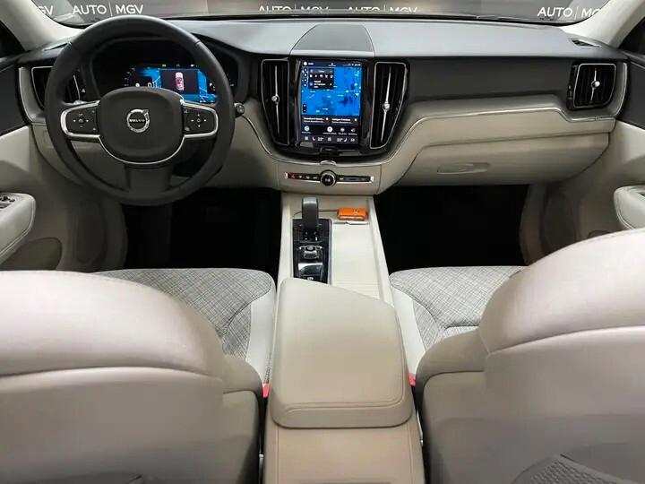 Volvo XC60 T6 Recharge Plug-in Hybrid AWD automatico Plus Bright