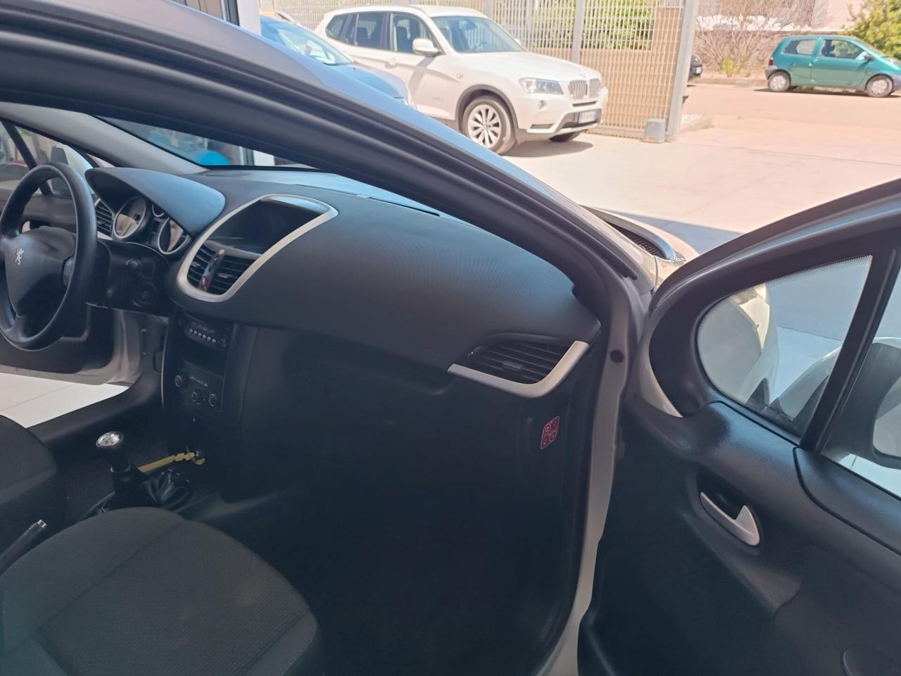 Peugeot 207 1.4 HDi 70CV FAP 5p. XS