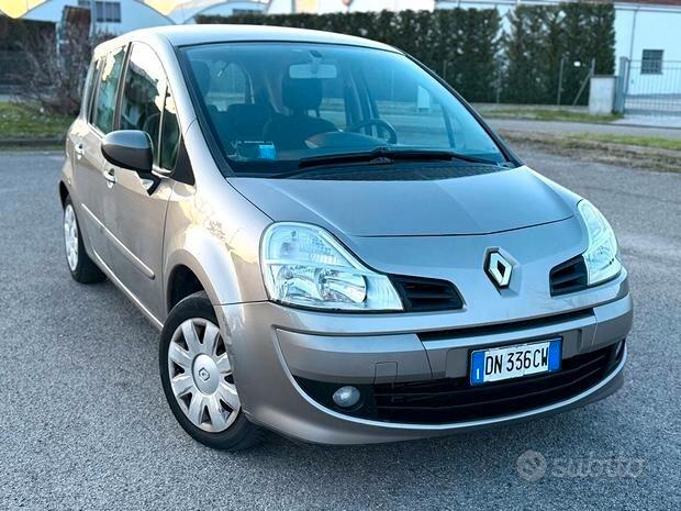 Renault Modus Grand 1.5 dCi 85CV Dynamique