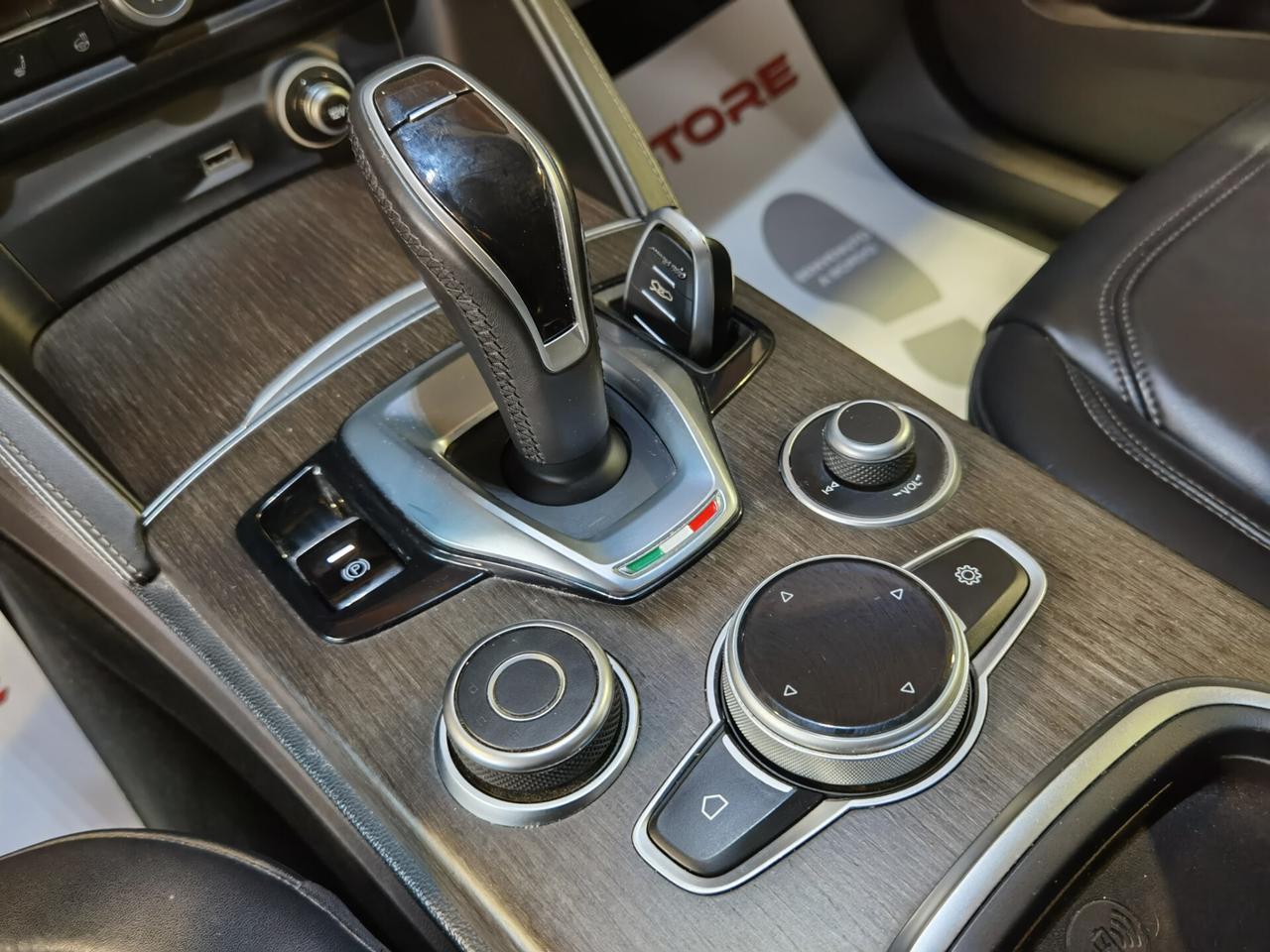 Alfa Romeo Stelvio 2.2 TD190 CV AT8 Q4 TI