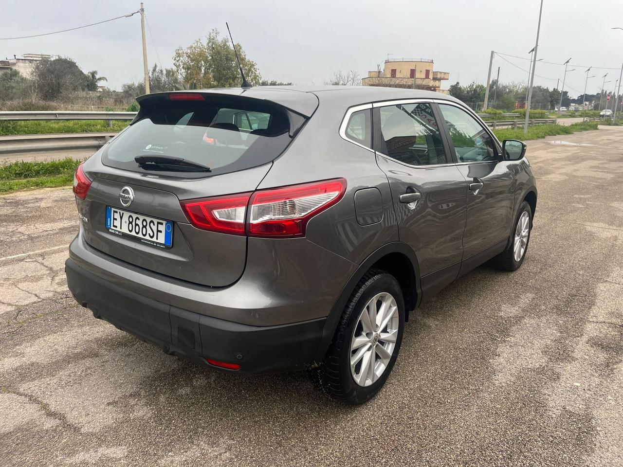 Nissan Qashqai 1.6 dCi Tekna Unipro 2015