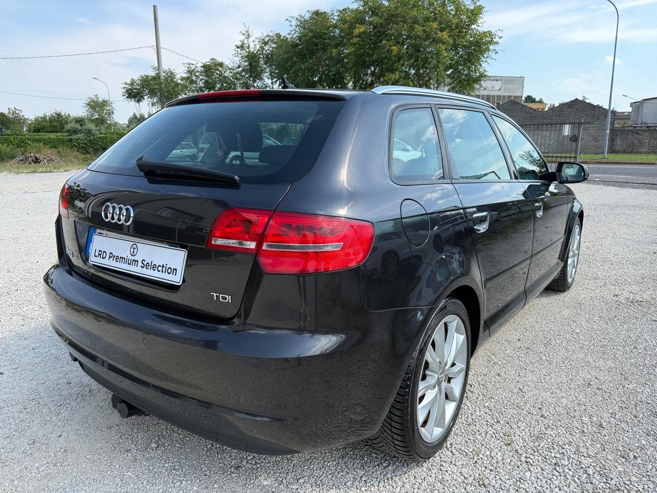 Audi A3 Sportback 2.0 tdi Ambition unico prop LED+NAVI+CERCHI
