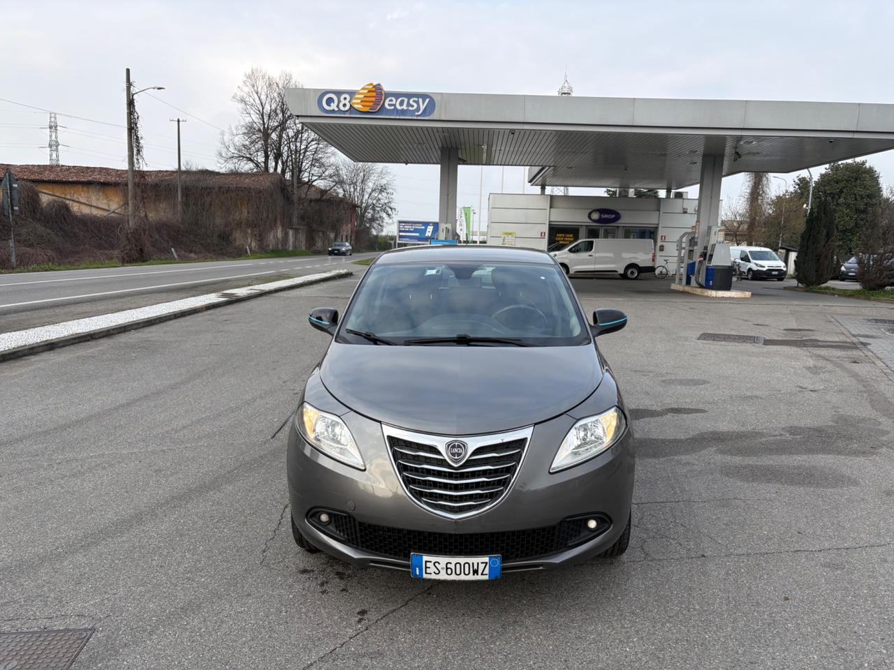 Lancia Ypsilon 0.9 TwinAir 85 CV 5 porte Metano Ecochic Gold