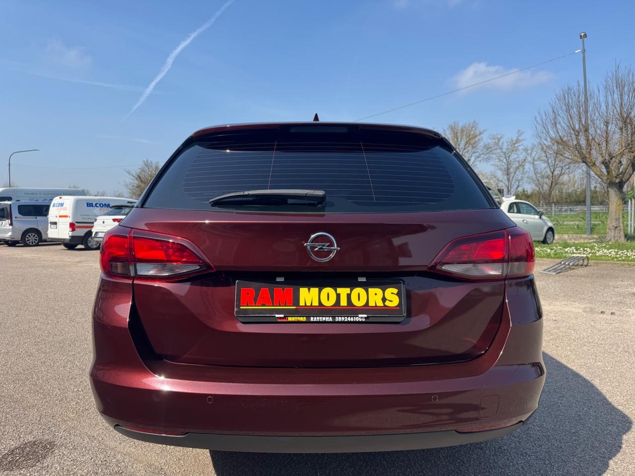 OpelAstra 1.6 CDTi 136CV S&S Sports Tourer Innovation Neopatentati