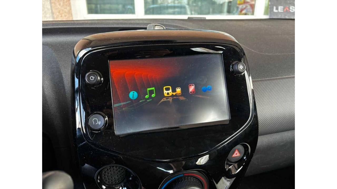 Peugeot 108 VTi 72 S&S 5 porte Allure