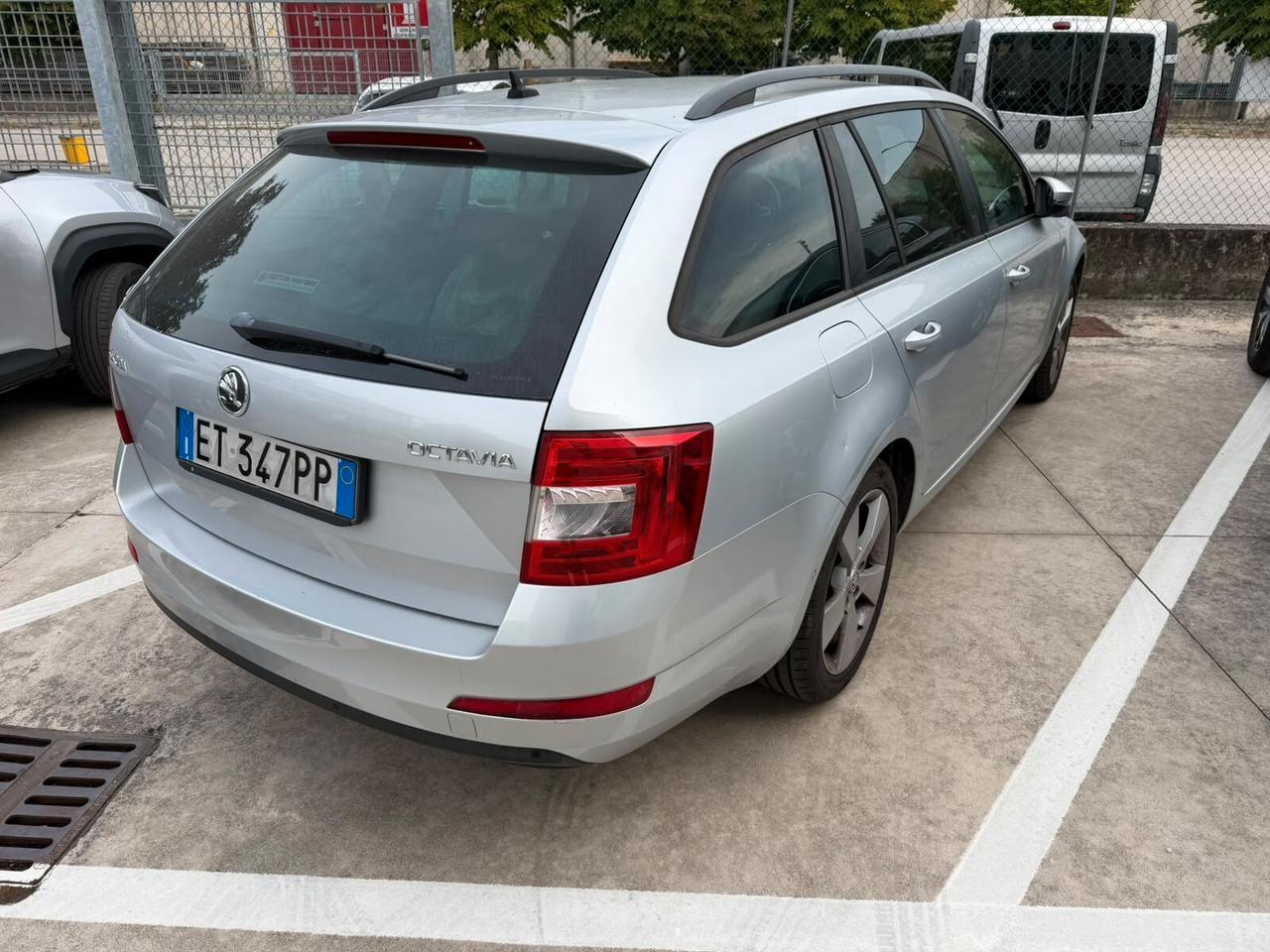 Skoda Octavia 1.6 TDI CR 105 CV DSG Wagon Executive