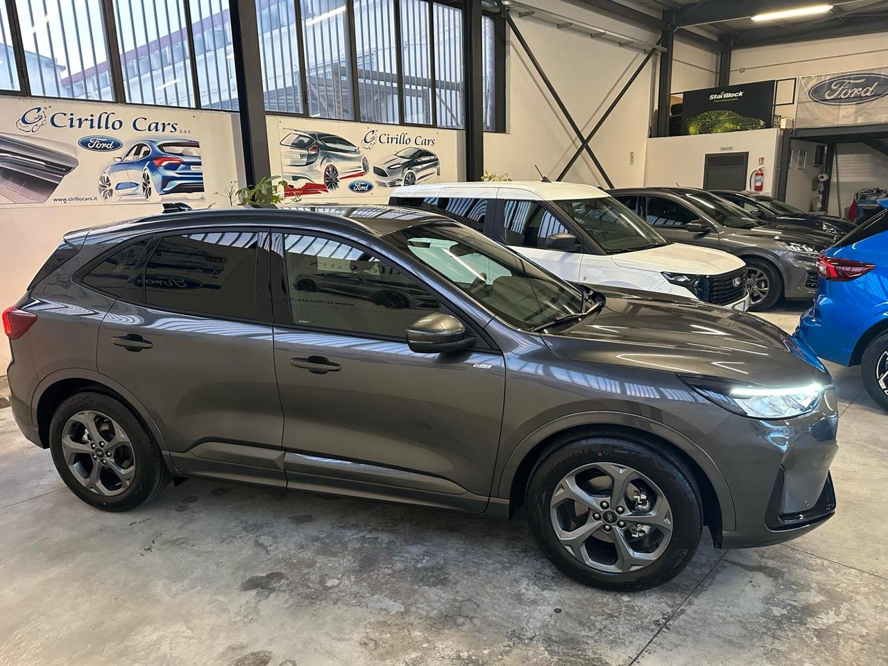 Ford Kuga 2.5 Full Hybrid 180 CV CVT 2WD ST-Line