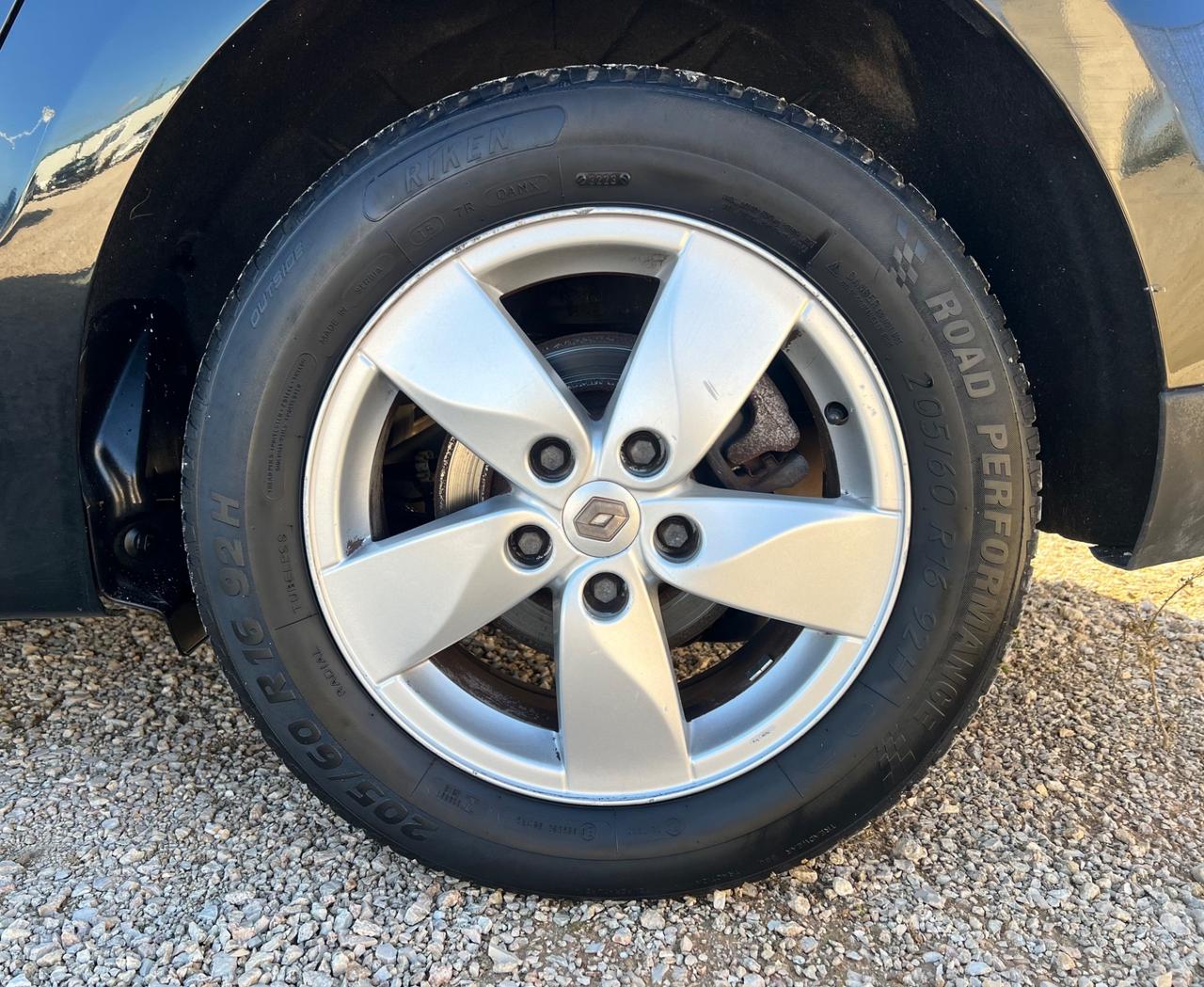 Renault Scenic 1.5 dCi 7 posti 110 CV